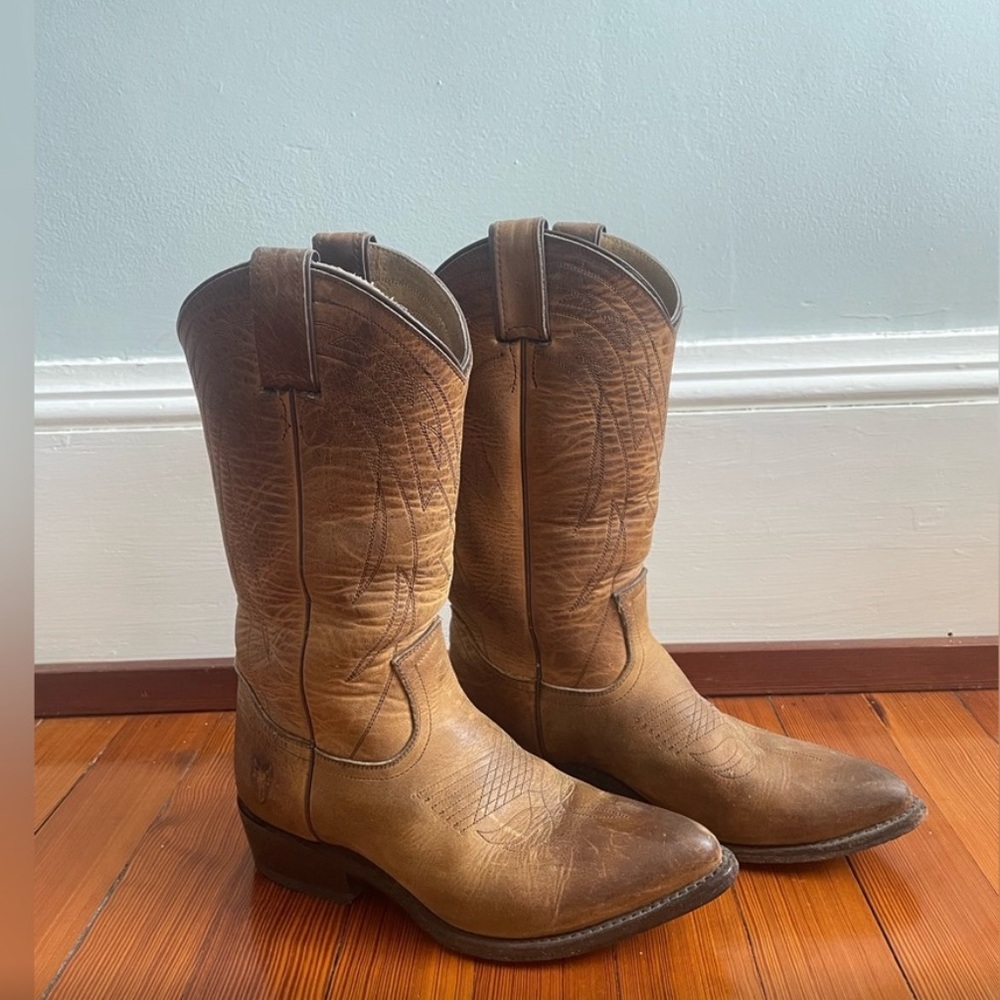 Frye Cowboy Boot Women’s